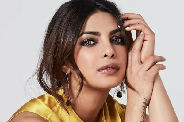 Priyanka Chopra's Chic Sunlit Look: Simplicity and Elegance Redefined