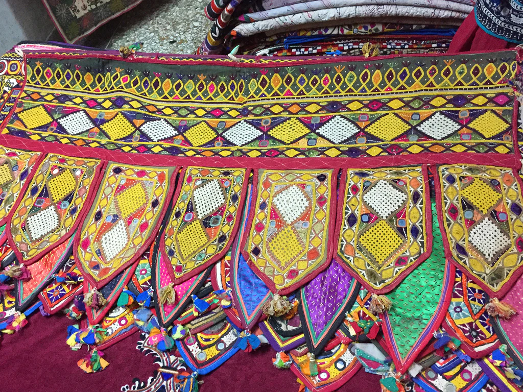 Tribal Embroidery Clothing: The Rich Tapestry of India’s Indigenous Textile Heritage